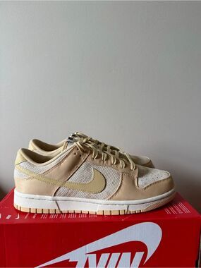 Nike Dunk Low Sesame Brown HJ5777-101 Women’s Size 10